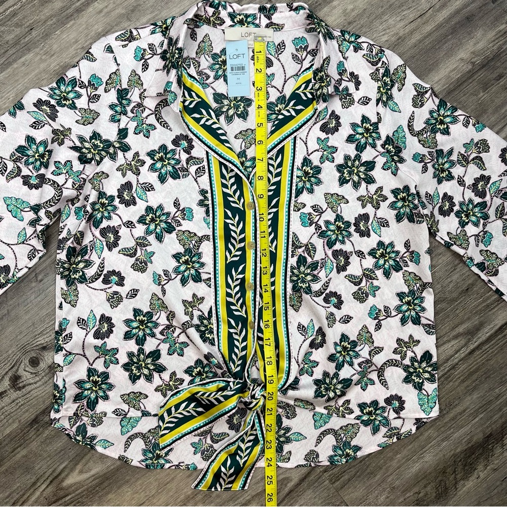 LOFT Floral 3/4 Sleeve Blouse with Front Tie Detail | NWT | MP - Picture 4 of 7